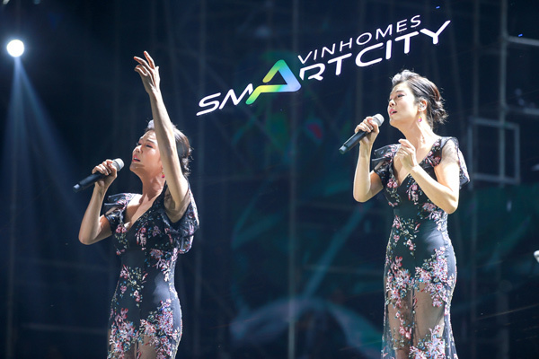 Sau 10 ngày ra mắt, vườn Nhật giữa Thủ đô vẫn nườm nượp khách ‘sống ảo’-13