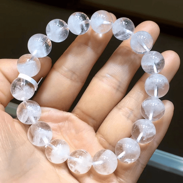 Những mẫu vòng tay phong thủy mệnh Kim-2