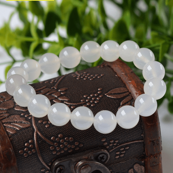 Những mẫu vòng tay phong thủy mệnh Kim-9