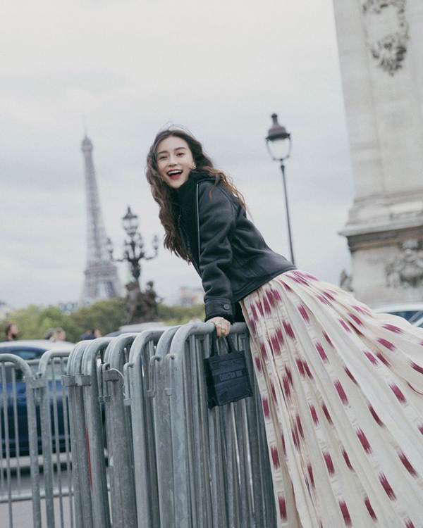 Angelababy xinh như công chúa giữa trời Paris-3