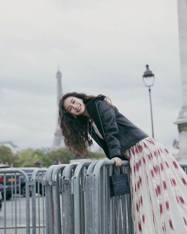 Angelababy xinh như công chúa giữa trời Paris-4