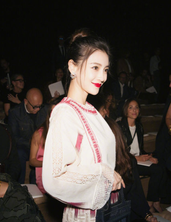 Angelababy xinh như công chúa giữa trời Paris-9