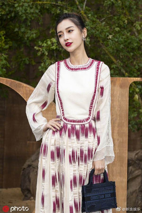 Angelababy xinh như công chúa giữa trời Paris-12