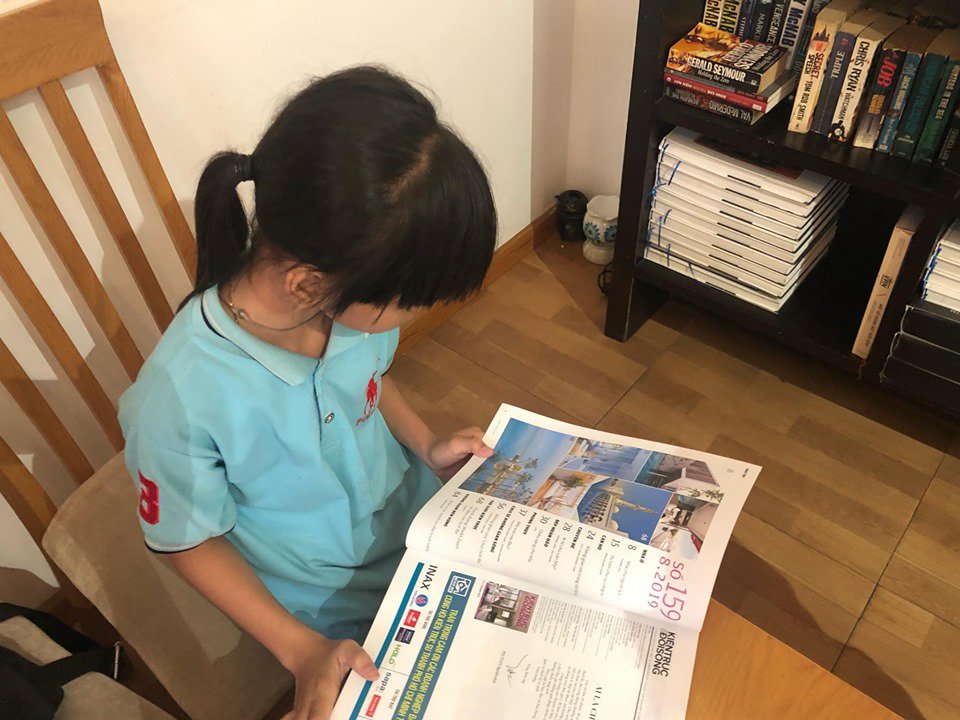 Mẹ bé gái nghi bị 4 kẻ xâm hại: Chúng dọa nếu con bé mách tôi sẽ bị cắt cổ-1