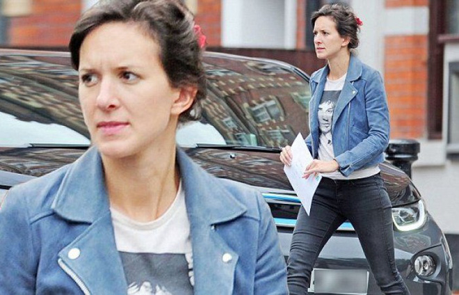 Siêu giàu và nổi tiếng, nhan sắc 2 người vợ của Mr Bean ra sao?-8