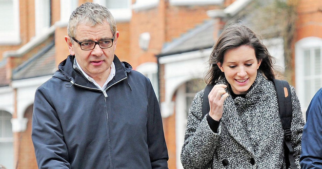 Siêu giàu và nổi tiếng, nhan sắc 2 người vợ của Mr Bean ra sao?-7