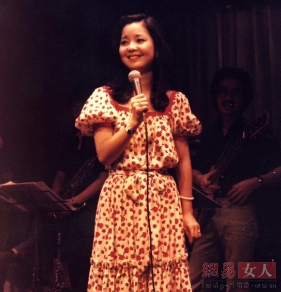 Tuyệt thế danh ca châu Á đột tử khi đang du lịch cùng bạn trai, 24 năm sau mộ phần vẫn tồn tại những câu chuyện rùng mình-10