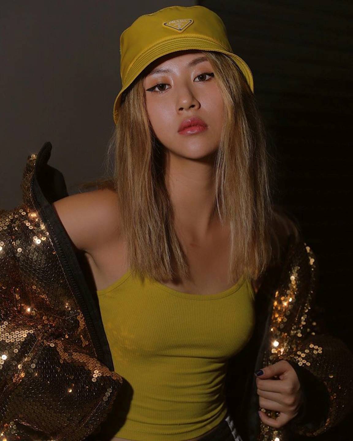 Ca sĩ điển trai dính nghi vấn hẹn hò loạt hot girl Việt gợi cảm-11