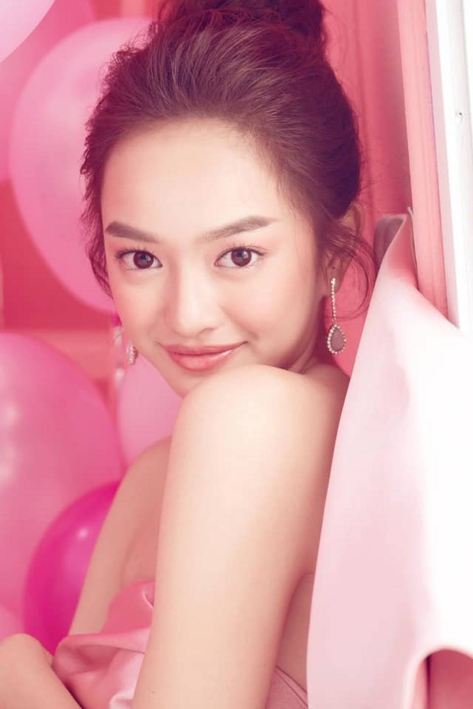 Ca sĩ điển trai dính nghi vấn hẹn hò loạt hot girl Việt gợi cảm-7