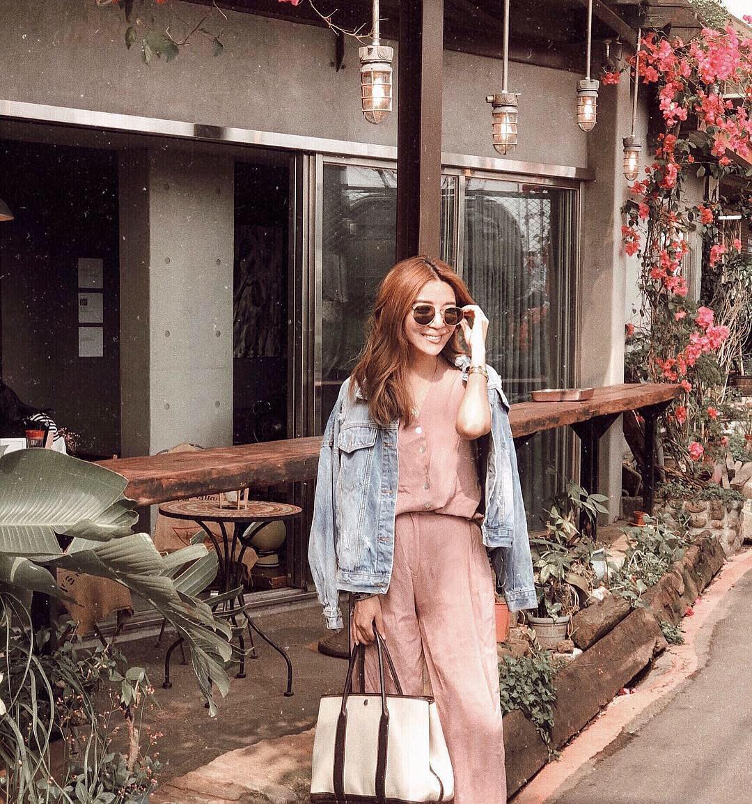 Giữa mùa Thu nắng gió khó lường, bạn nên thủ sẵn 4 mẫu áo khoác nhẹ nhàng mà chất ngất sau đây-15