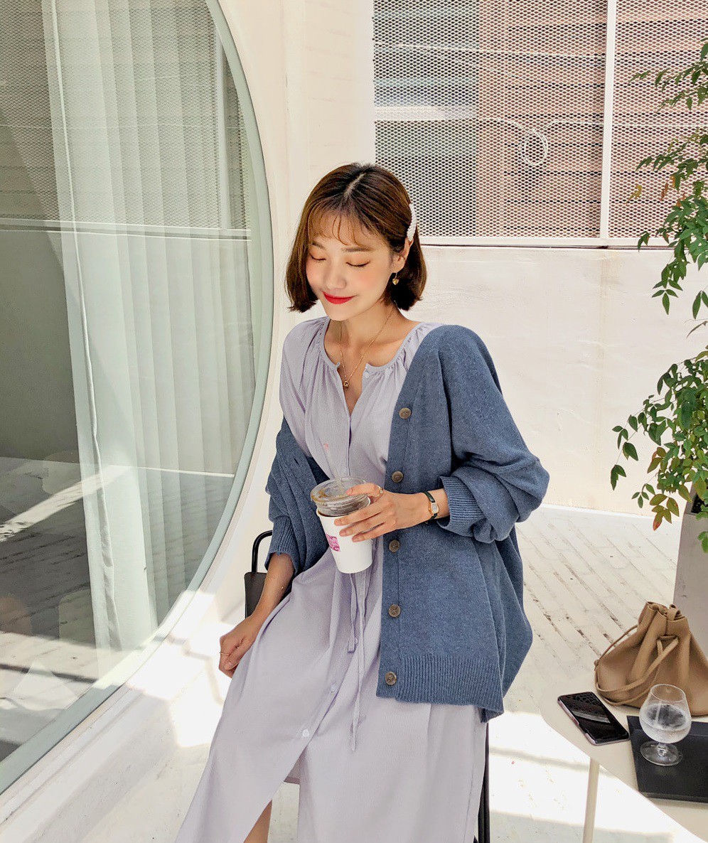 Giữa mùa Thu nắng gió khó lường, bạn nên thủ sẵn 4 mẫu áo khoác nhẹ nhàng mà chất ngất sau đây-3