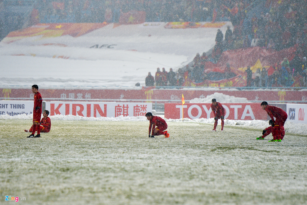 Nhìn lại trận chiến trên tuyết lịch sử của bóng đá Việt Nam-13