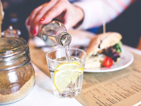 Ít người biết 4 thời điểm bổ sung nước mang lại lợi ích vàng cho cơ thể-4