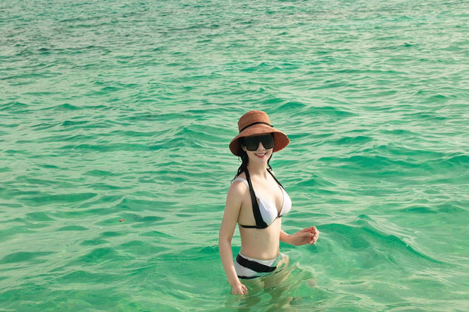 Ở tuổi 48, không ai nghĩ Hoa hậu Giáng My vẫn nóng bỏng cỡ này-2