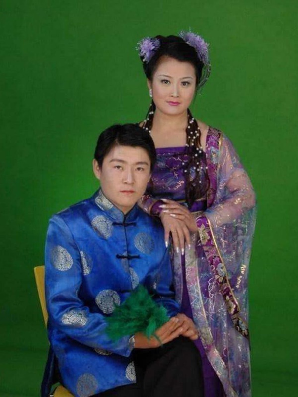 Chủ tịch đóng giả dân thường đi cua gái và đám cưới không thể tin nổi của tỷ phú giàu thứ nhì Trung Quốc-3