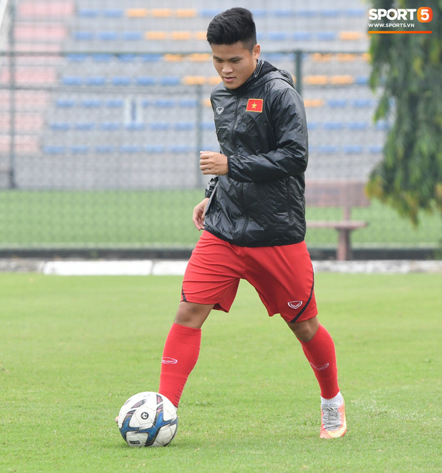 Trợ lý Lee Young-jin yêu cầu học trò nghiêm túc: Ai không hiểu phải hỏi, ai mất tập trung tôi mời ra ngoài-12