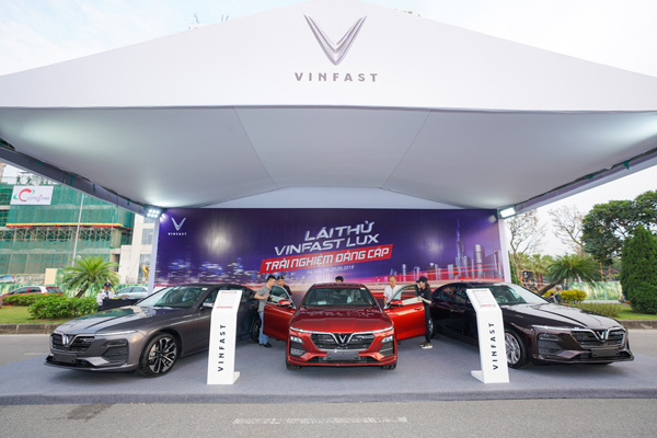 Lái thử xe VinFast Lux: Chuyên gia ‘xịn’, bài thử hay, tặng vé xem F1-5