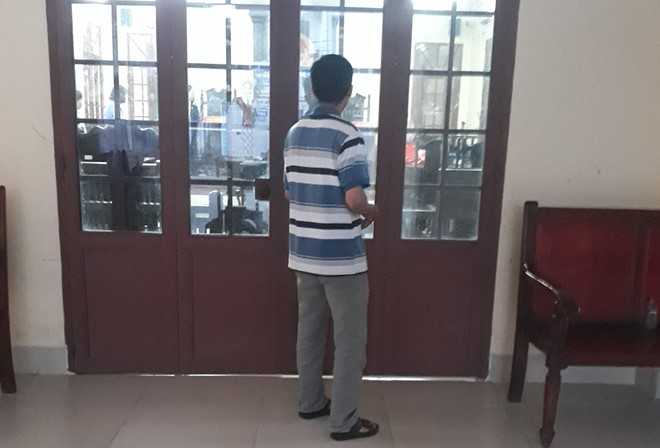 Thủ đoạn của gã đàn ông dâm ô nhiều bé gái trong trường học-1