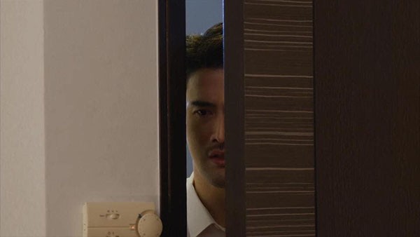 Đột nhiên vợ có cả trăm triệu nhờ tiền bán hàng online, tôi tò mò về sớm một bữa thì thấy cảnh kệch cỡm kinh người của cô ấy-2