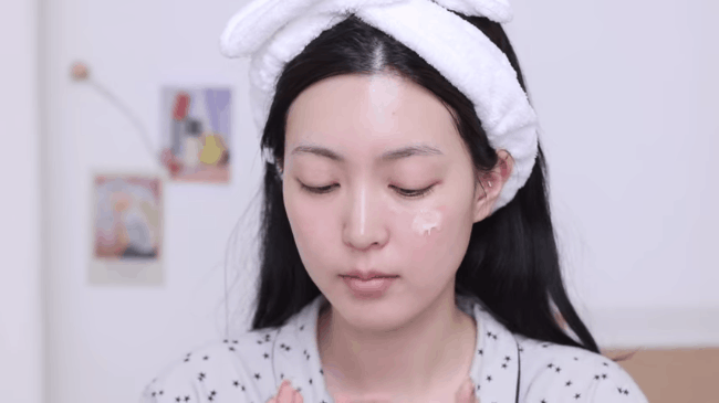 Rửa mặt như người Hàn và dùng toner như người Nhật: Áp dụng ngay vì đây chính là bí kíp chống lão hoá tuyệt vời-1