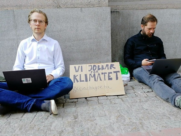 Sau báo Mỹ, đến lượt báo Úc nghi ngờ Greta Thunberg có đội ngũ PR chuyên nghiệp phía sau giúp tạo dựng tên tuổi và kiếm tiền trục lợi-8