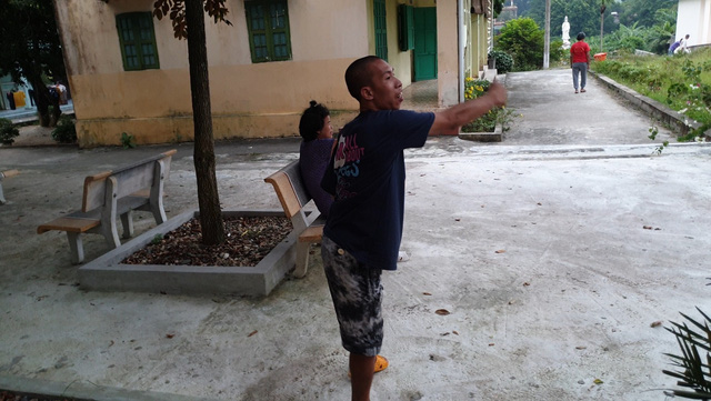 Đau xót những phận người thấy mà không biết cán bộ ăn chặn cả hàng từ thiện-12