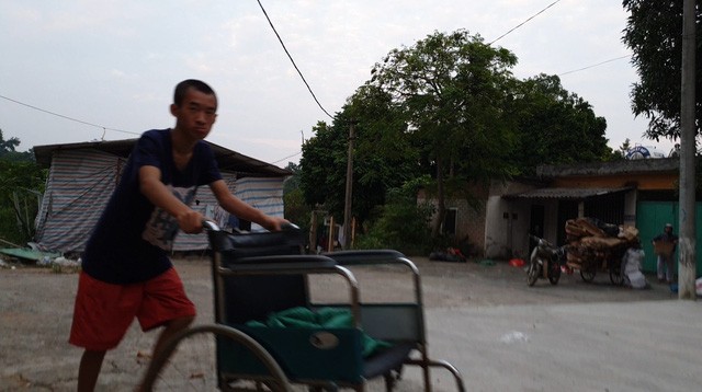 Đau xót những phận người thấy mà không biết cán bộ ăn chặn cả hàng từ thiện-8