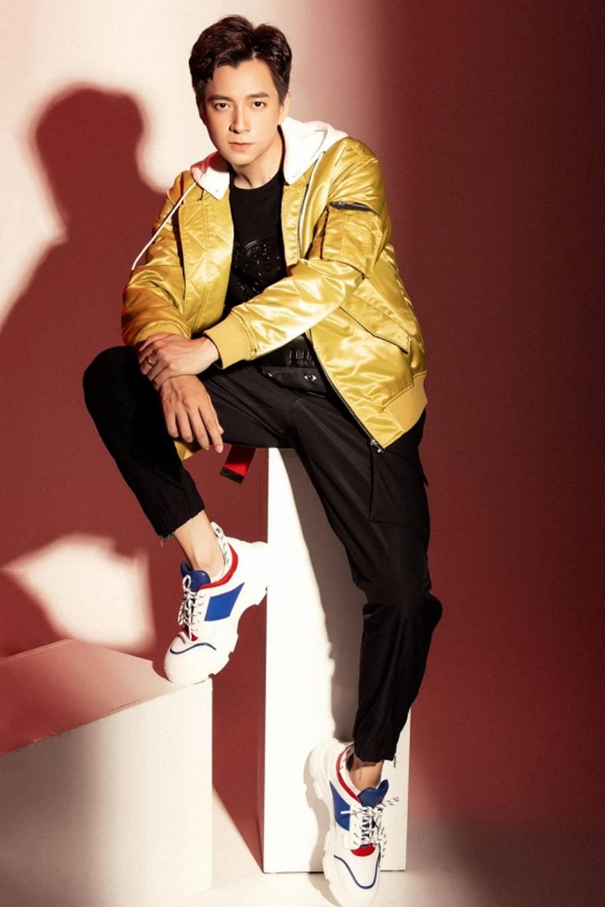 Ngô Kiến Huy tung bộ ảnh siêu điển trai, xem xong chỉ muốn truyền thái y-14