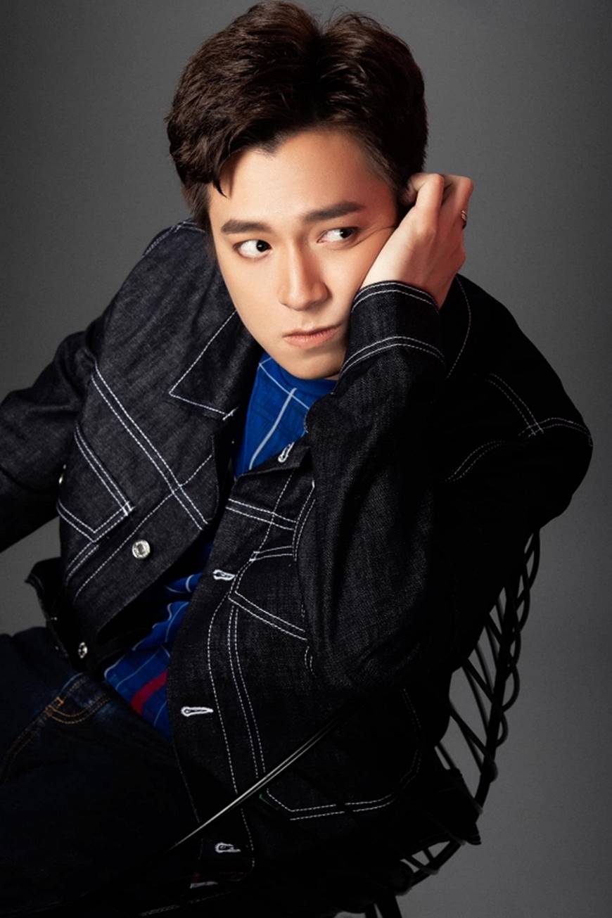 Ngô Kiến Huy tung bộ ảnh siêu điển trai, xem xong chỉ muốn truyền thái y-19