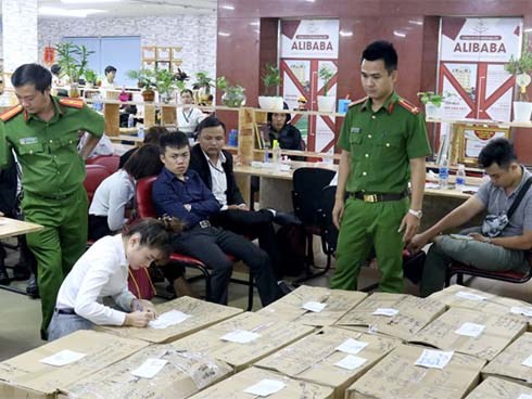 9 ngày sóng gió của Alibaba