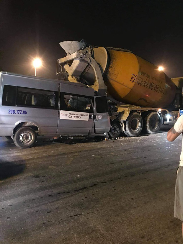 Xác định danh tính tài xế điều khiển xe ô tô trường Gateway tông đuôi xe bồn dừng đèn đỏ-1