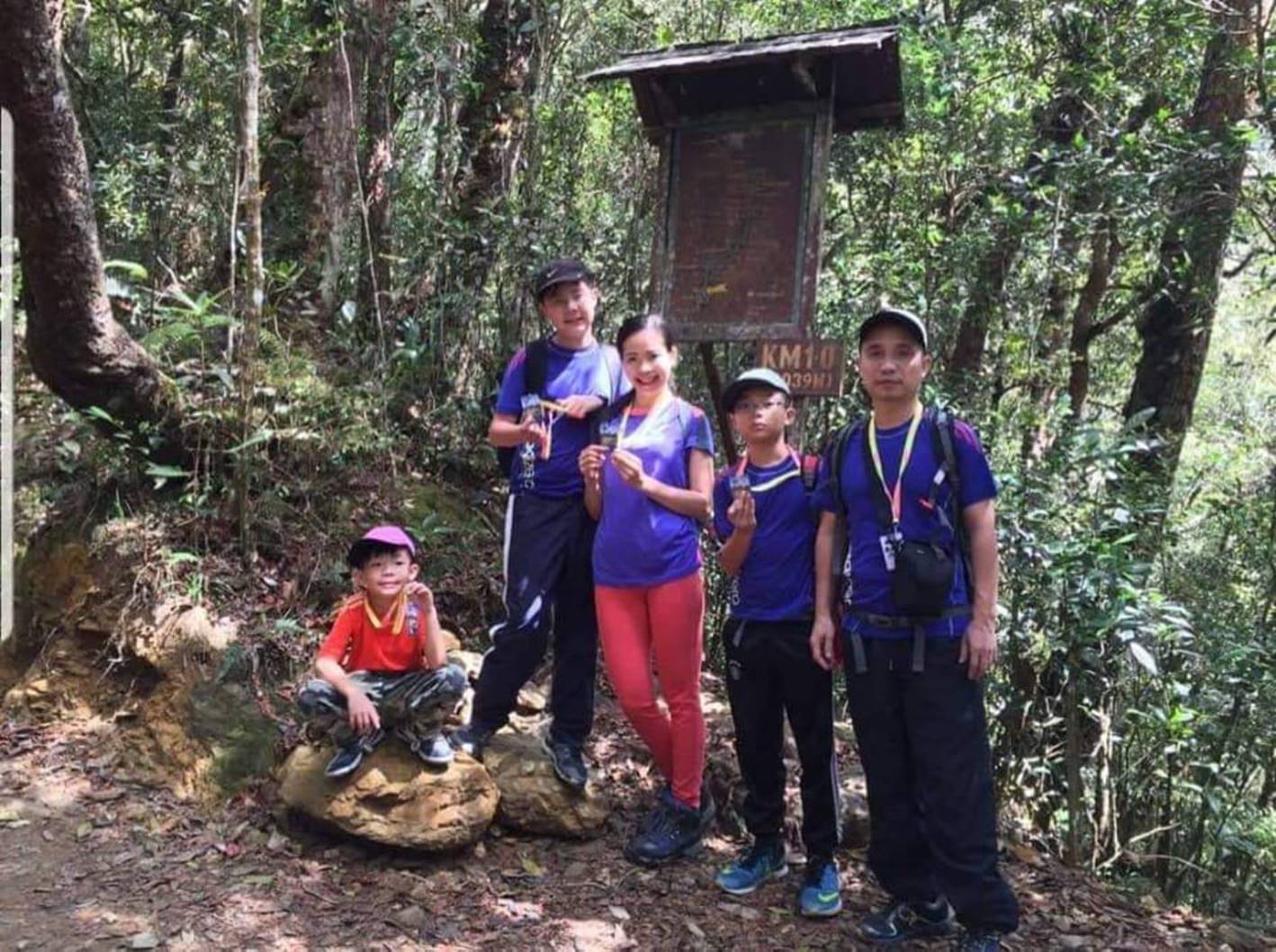 Bà mẹ Hà Nội dạy con theo kiểu nhà binh: Sáng điểm tâm nhẹ bằng 10km chạy bộ, trời rét vẫn tắm nước lạnh-5