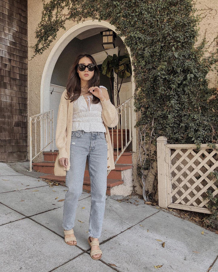 Trời vào Thu mát mẻ, các quý cô Châu Á lại được dịp bung lụa với loạt các thiết kế đầy màu sắc-11