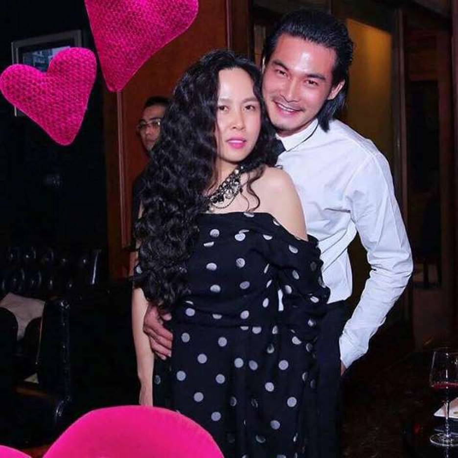 HOT: Quách Ngọc Ngoan và Phượng Chanel chuẩn bị tổ chức đám cưới?-1