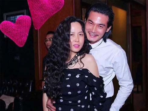 Quách Ngọc Ngoan để lộ hình xăm gương mặt Phượng Chanel trên ngực, nhưng bất ngờ nhất lại là loạt bình luận gây cười của cư dân mạng-5