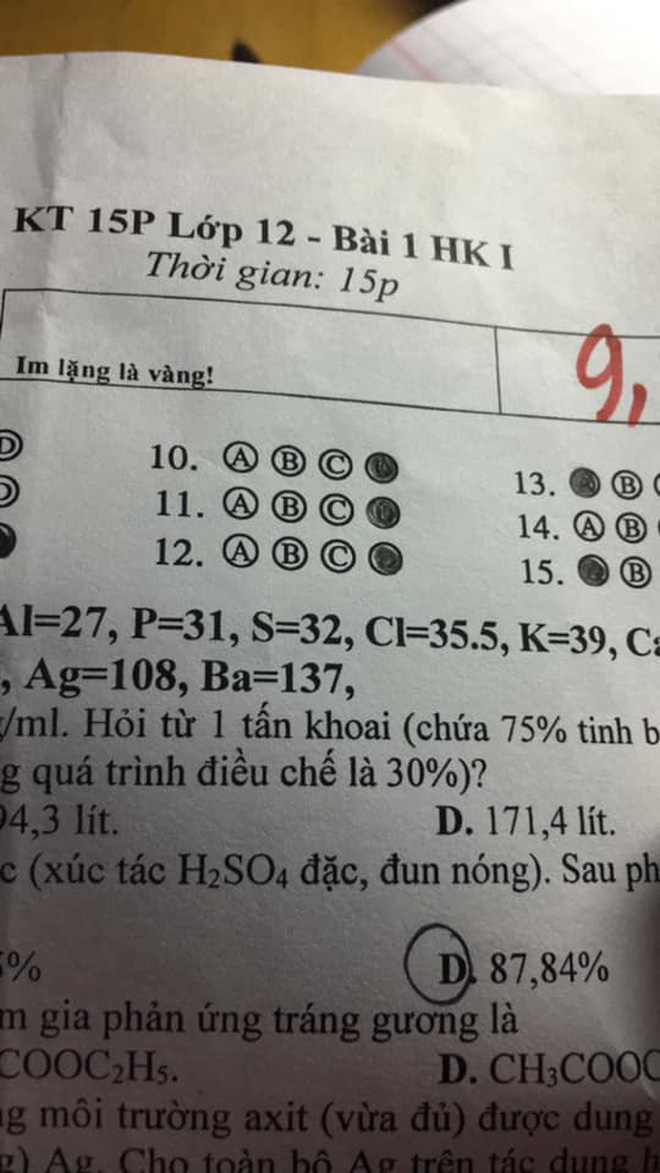 Đặt mã đề toàn hỏi chấm với chấm than, giáo viên khiến học sinh khóc thét” không biết tìm đồng bọn cùng đề kiểu gì-3