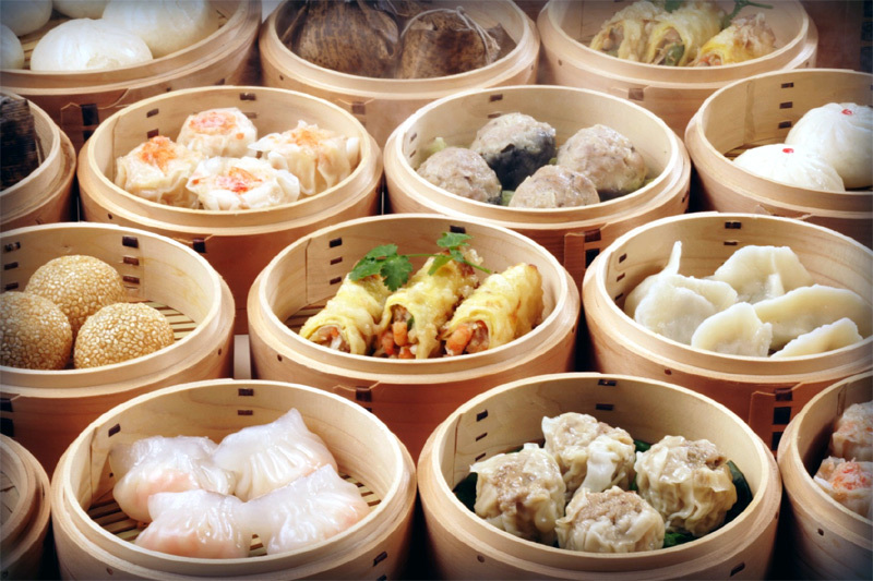 Ăn buffet hải sản, thủ túi nilon mang về chục con ghẹ, 1,5kg bề bề-3