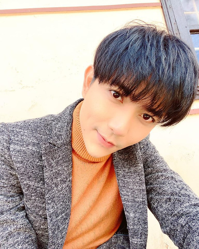 Nối gót Việt Anh, Tim gây hốt hoảng với chiếc cằm nhọn dị thường-1