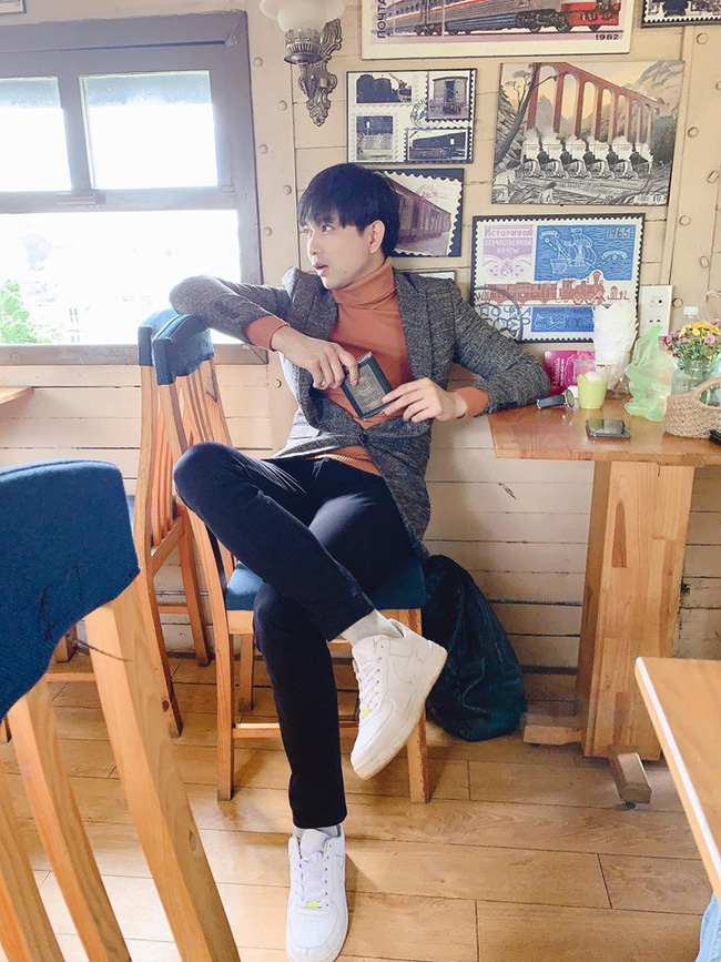 Nối gót Việt Anh, Tim gây hốt hoảng với chiếc cằm nhọn dị thường-4