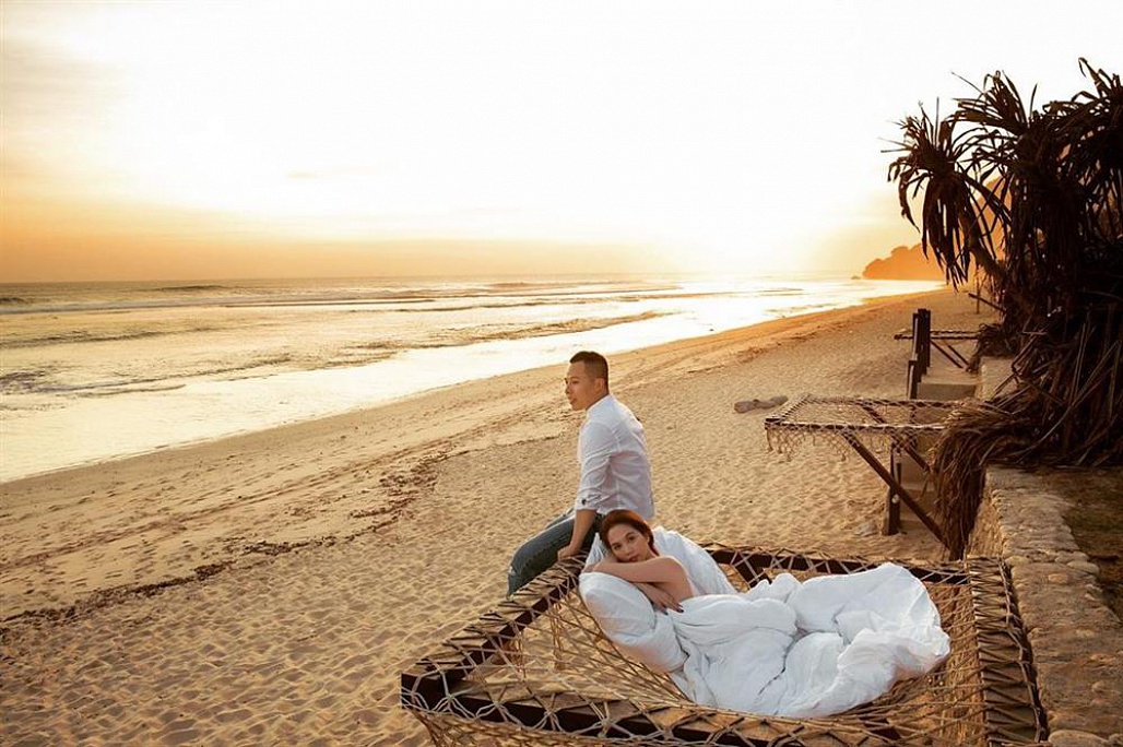 Mừng sinh nhật Ngọc Trinh, ông bầu Khắc Tiệp đăng ảnh gà cưng ‘trần trụi’ gây nhức mắt-3