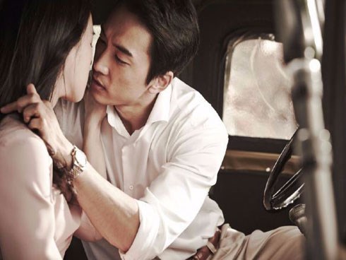 Nữ luật sư ngã quỵ trước bí mật tày trời của chồng và em gái ruột