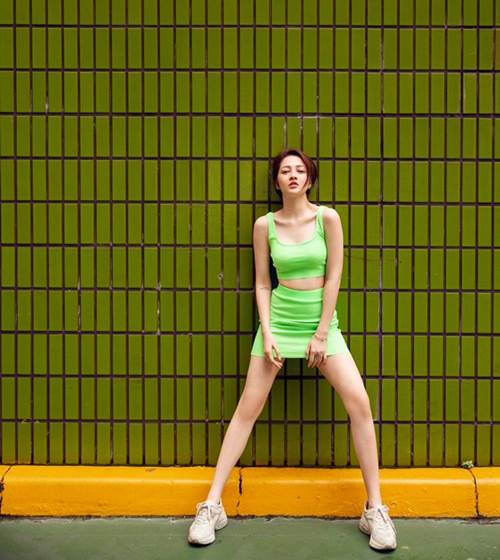 Vừa hát bài không cần đàn ông, Bảo Anh đã chứng minh vẻ đẹp với váy siêu ngắn-3