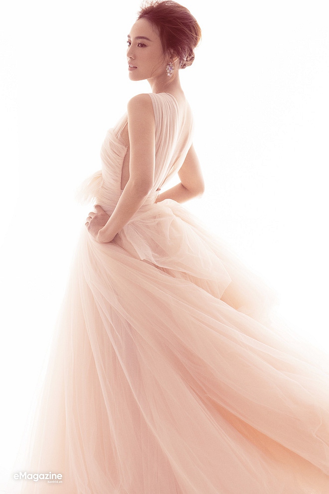 Ninh Dương Lan Ngọc: ” Tôi cảm thấy cũng có ngày mình trở thành người quan trọng rồi. Vui lắm!”-29