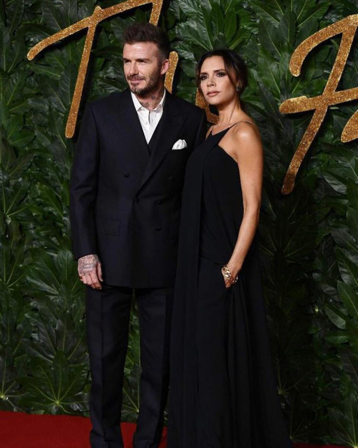 Ngoài cá hồi, Victoria Beckham còn trung thành với một loại quả giàu chất béo để duy trì làn da không tì vết-1