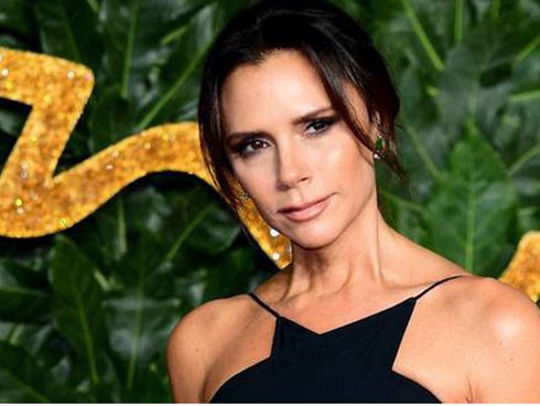 Ngoài cá hồi, Victoria Beckham còn trung thành với một loại quả giàu chất béo để duy trì làn da không tì vết