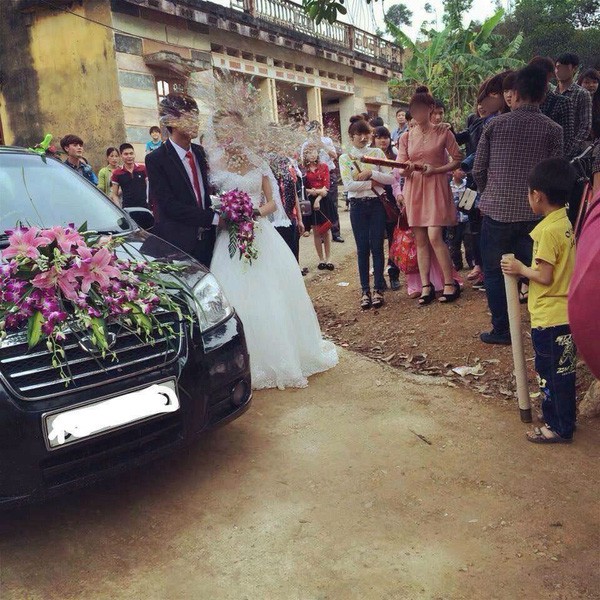 Đám cưới nhà người ta hoành tráng đến mức khiến 2 họ chạy tan tác, đúng là nhà chẳng có gì ngoài điều kiện-3