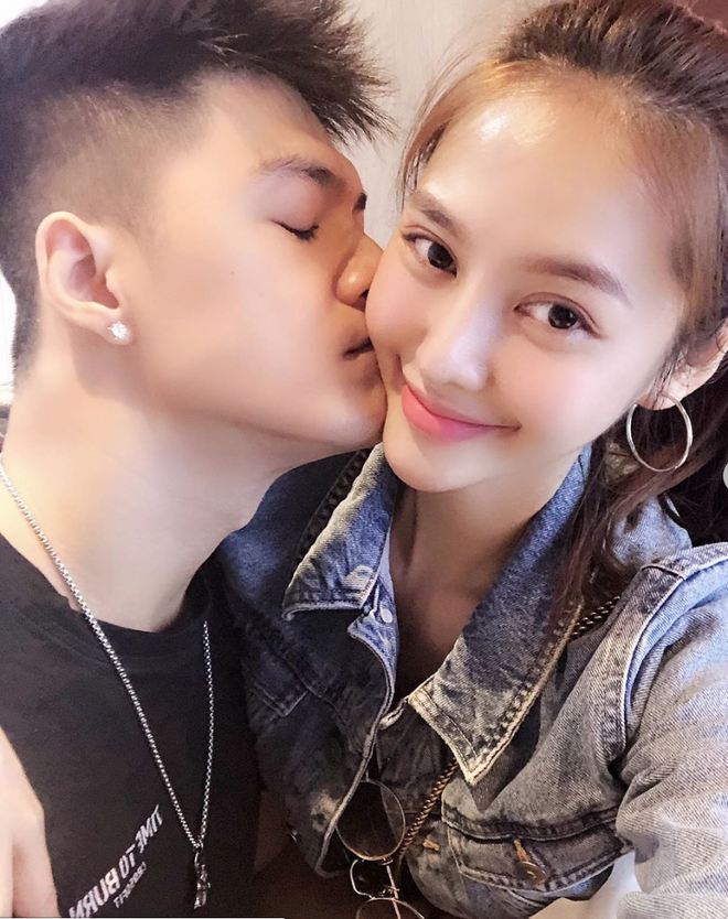 Phát sốt cách thể hiện tình cảm của sao Việt: Vô tư ôm hôn nơi công cộng, cứ gặp là không rời, chăm kỹ đến phát hờn-16