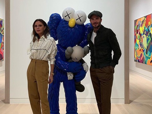 Ngồi trong lòng bố, công chúa nhỏ Harper Beckham lại khiến dân tình xao xuyến: Mỹ nhân tương lai của Hollywood đây rồi!-11