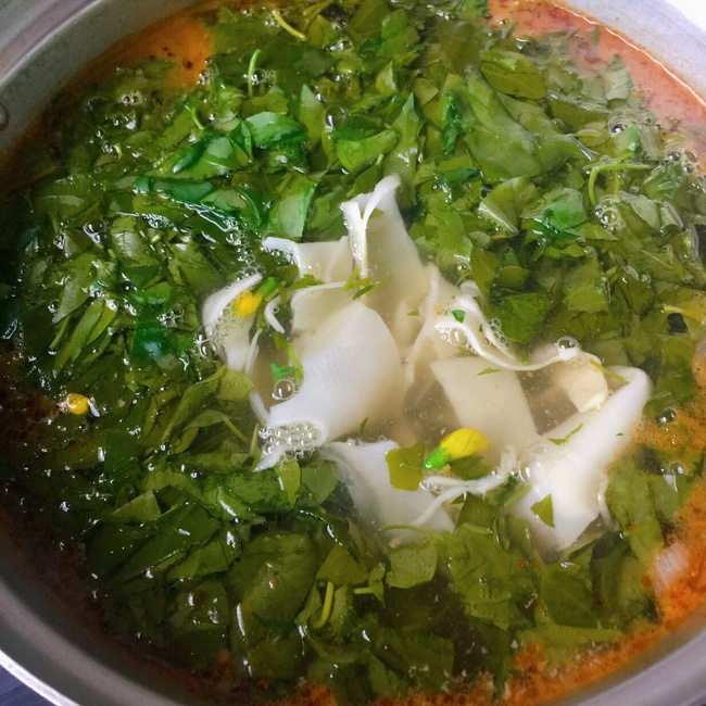 Món ngon cuối tuần: Lẩu cá chép giòn-5