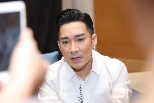 Đời tư của Quang Hà - nam ca sĩ vừa phải hủy show vì Cung Việt Xô bị cháy: Đại gia ngầm của showbiz Việt, công khai bạn gái vẫn dính tin đồn đồng tính-2